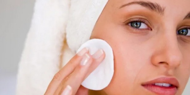 Foto - Yüz nasıl nemlendirilir? Kuru ciltlere hangi besinler iyi gelir? 