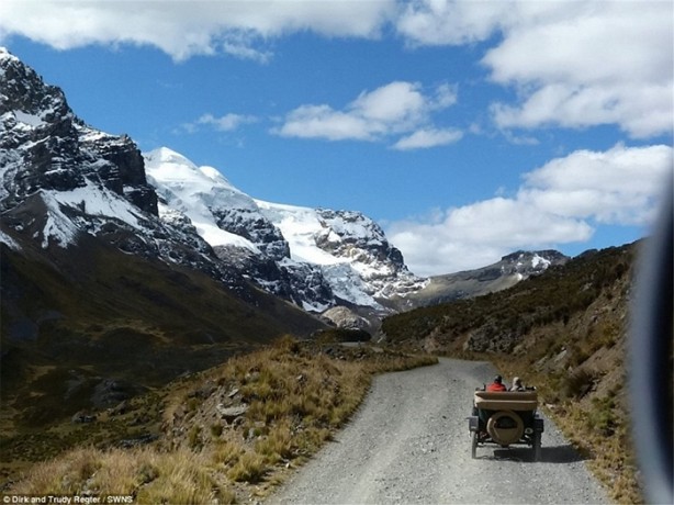 Foto - Yüz yaşındaki arabayla dünya turu