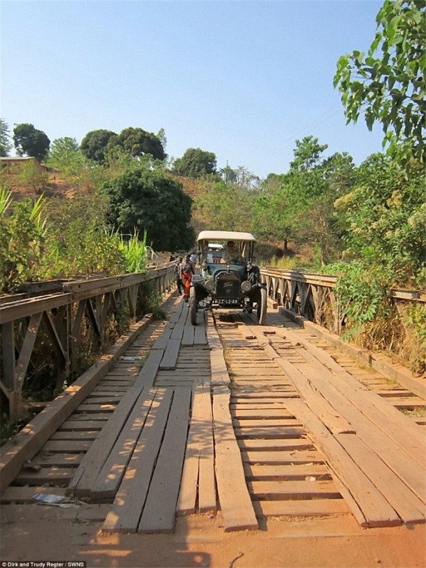 Foto - Yüz yaşındaki arabayla dünya turu