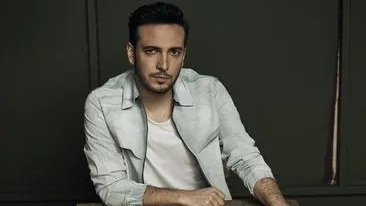 Foto - Yüzde 400’lük zam ünlü şarkıcıyı isyan ettirdi! Oğuzhan Koç mahkemeye koştu