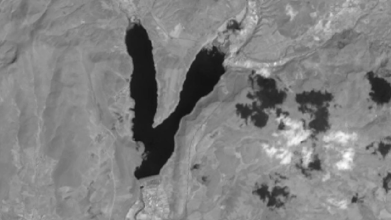 Foto - Yüzde 50’den fazla çekildi! Kuraklık Van Gölü’nü tehdit ediyor