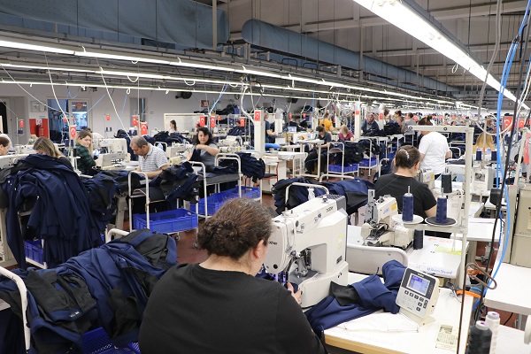 Foto - Yüzde 80’lik tasarruf sağlıyor! Enerjisini güneşten alıyor ürünlerini Avrupa’ya satıyor