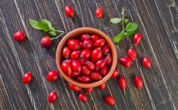 Foto - Yüzde leke, derin kırışıklık ne varsa silip atıyor! İnce çizgileri ütü gibi düzleştiriyor