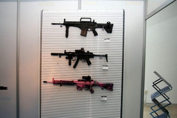 Foto - Yüzde yüz yerli silahlarımız