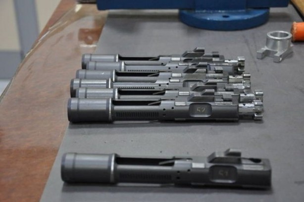 Foto - Yüzde yüz yerli silahlarımız