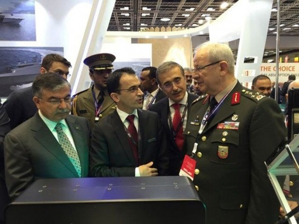 Foto - Yüzde yüz yerli silahlarımız