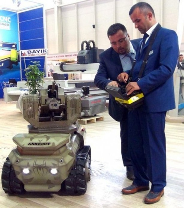 Foto - Yüzde yüz yerli silahlarımız