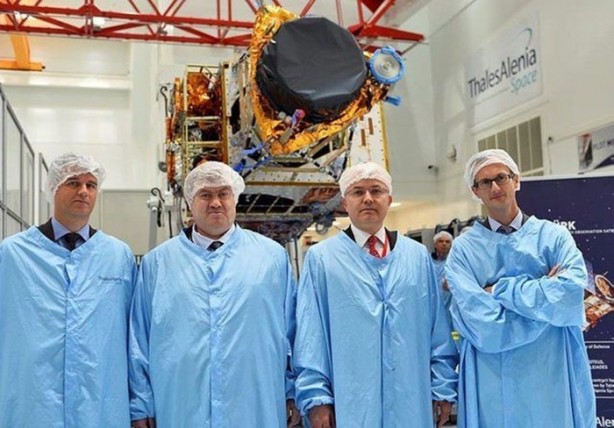 Foto - Yüzde yüz yerli silahlarımız