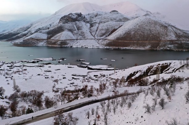 Foto - Yüzen adalar dondu