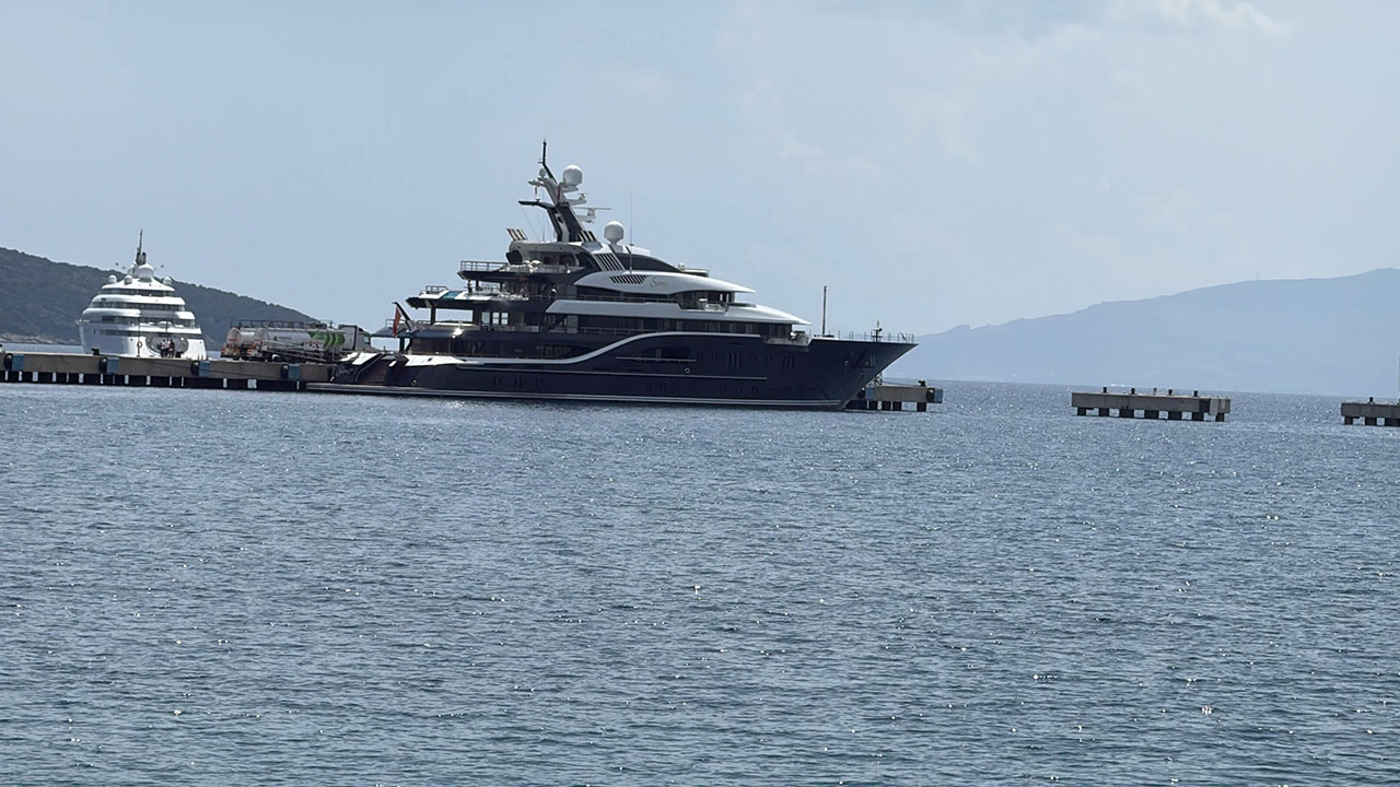 Foto - 'Yüzen saray' Bodrum'a geldi! Haftalık kirası dudak uçuklattı