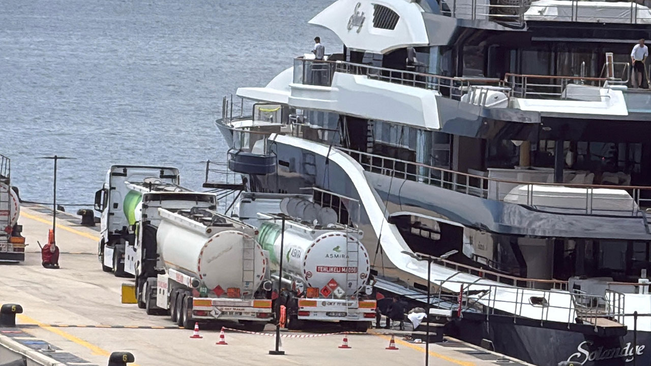 Foto - 'Yüzen saray' Bodrum'a geldi! Haftalık kirası dudak uçuklattı