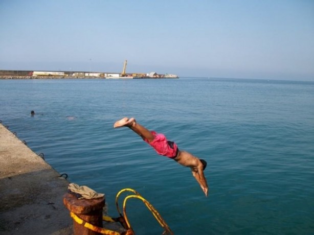 Foto - Yüzerken mutlaka bunu yapın! 