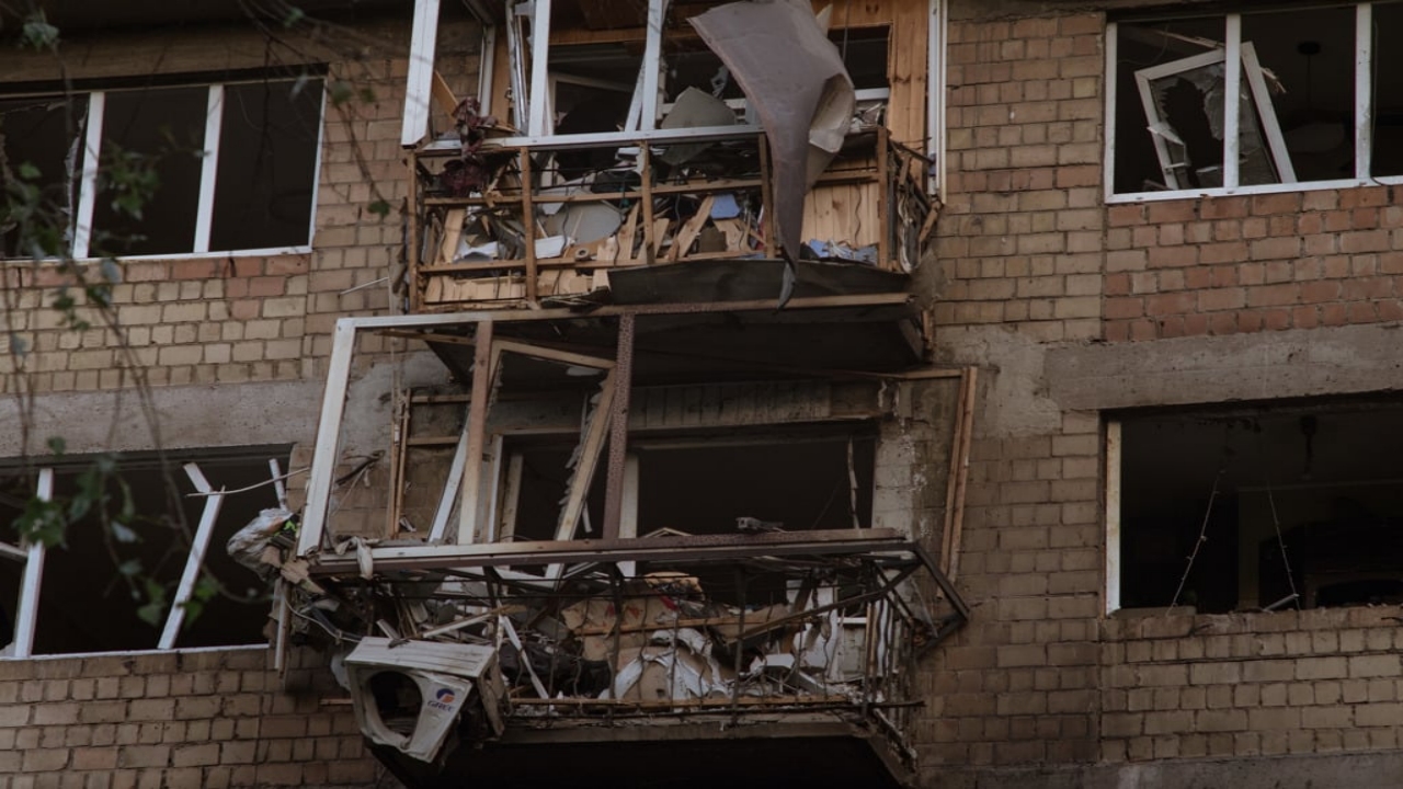 Foto - Yüzlerce İHA, o ülkeyi vurmak için beklenmedik şekilde havalandı! Halk, metro istasyonlarına sığınıyor