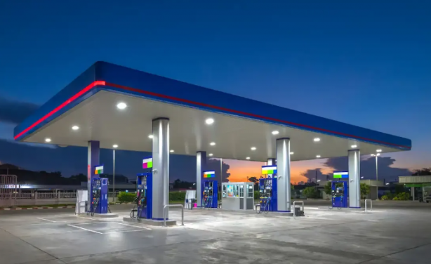 Foto - Yüzlerce istasyonu bulunuyordu! Türk akaryakıt devi satıldı