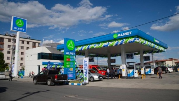 Foto - Yüzlerce istasyonu bulunuyordu! Türk akaryakıt devi satıldı