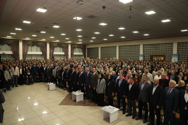Foto - Yüzlerce katılım! CHP’nin Kalesinde Ak Parti Şovu