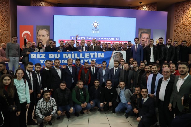 Yüzlerce katılım! CHP’nin Kalesinde Ak Parti Şovu