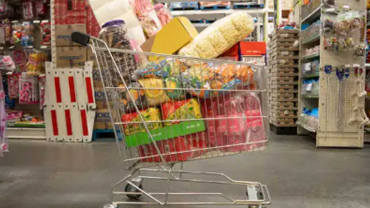 Foto - Yüzlerce şubesi olan market zinciri satılıyor! Yeni sahipleri belli oldu