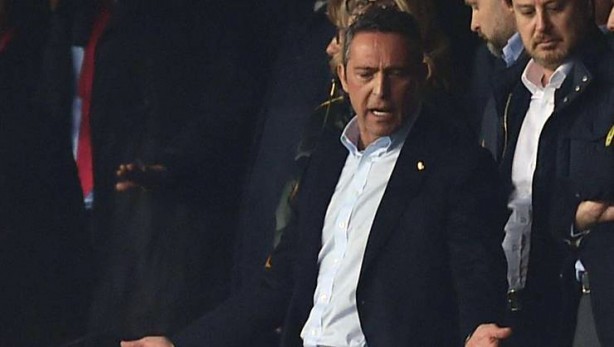 Foto - Yüzsüzlüğün bu kadarına hakikaten pes doğrusu! İstifaya çağrılmıştı…