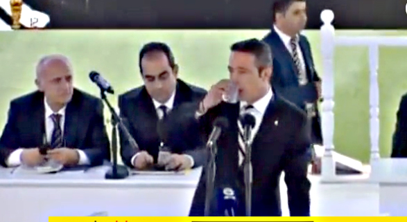 Yüzsüzlüğün bu kadarına hakikaten pes doğrusu! İstifaya çağrılmıştı…