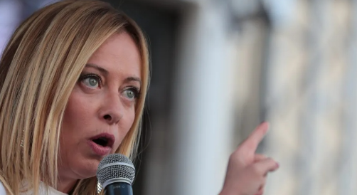 Foto - Yüzüklerin Efendisi İtalya'yı karıştırdı! Faşistlerin poster çocuğu