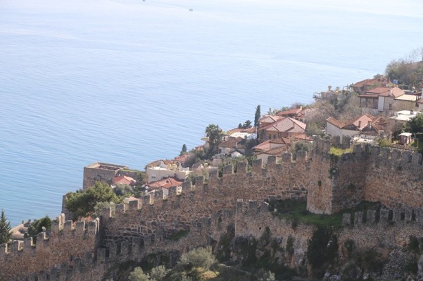 Foto - Yüzyıllar boyu ayakta kaldı: Alanya Kalesi - 1