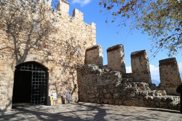 Foto - Yüzyıllar boyu ayakta kaldı: Alanya Kalesi - 2
