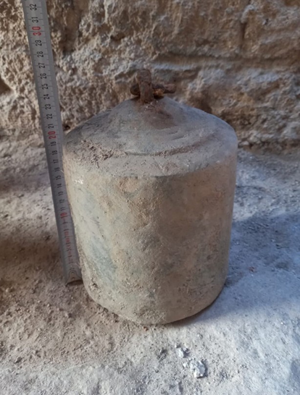 Foto - Yüzyıllar sonra ortaya çıktı! Betonun içine gömülü halde bulundu