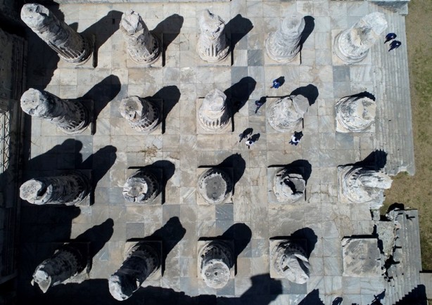 Foto - Yüzyıllara meydan okuyor: Apollon tapınağı