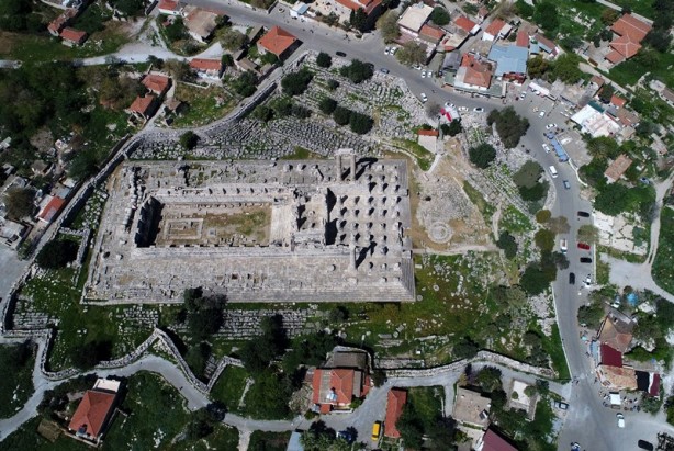 Foto - Yüzyıllara meydan okuyor: Apollon tapınağı