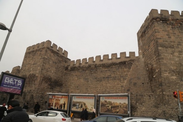 Foto - Yüzyıllara meydan okuyor: Kayseri Kalesi