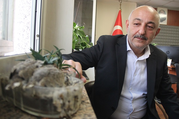 Foto - Zabıta müdürünün küçük misafirleri