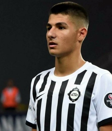 Foto - Zaha, Tete derken.. Bu kapışma her şeye gebe olacak!