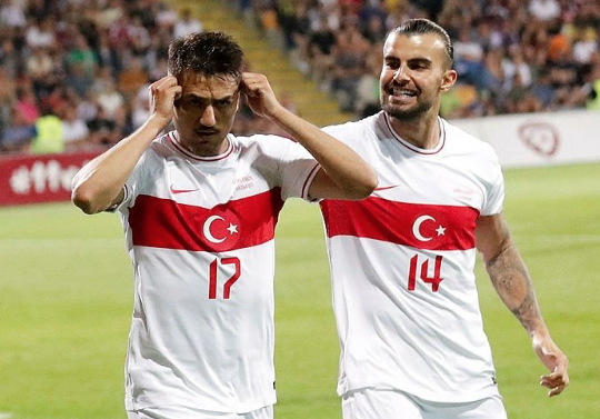 Foto - Zaha'dan sonra bir darbe daha mı? Satın almak için sıraya girecek! Hem de...