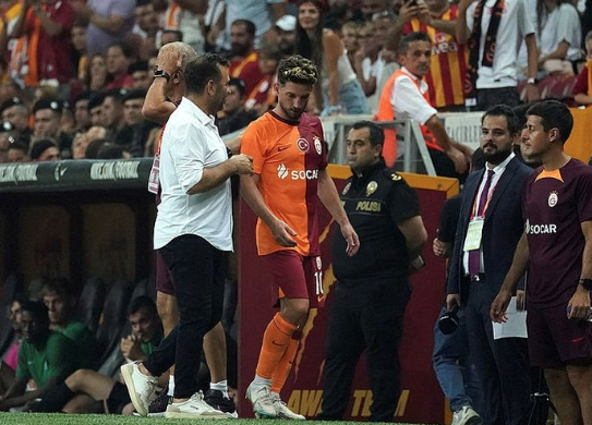 Foto - Zaha'dan sonra bir darbe daha mı? Satın almak için sıraya girecek! Hem de...