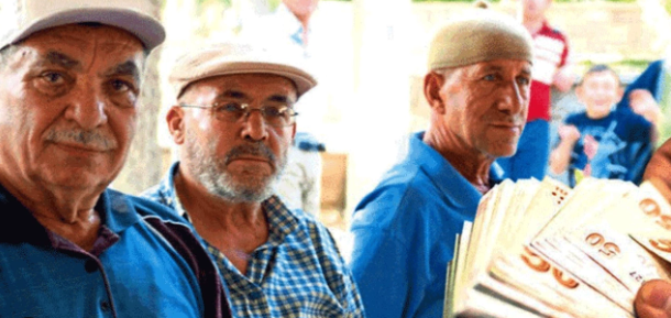 Foto - Zam belli olmadan müjde verildi! Emeklilere özel kart geliyor, işte bu milyonların yüzünü güldürecek