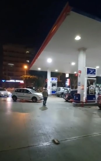Foto - Zam kuyruğu: Haberi duyan akın etti!
