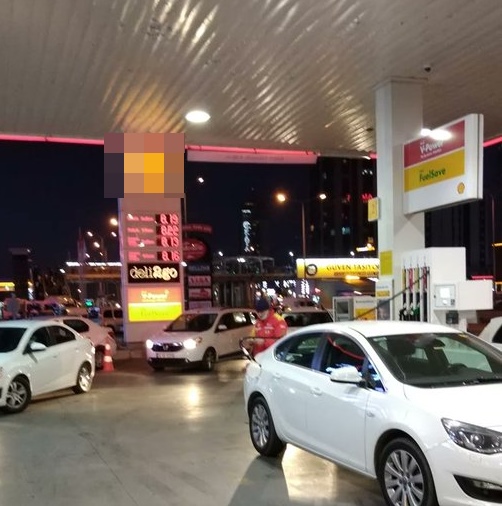 Foto - Zam kuyruğu: Haberi duyan akın etti!
