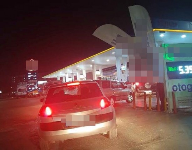 Foto - Zam kuyruğu: Haberi duyan akın etti!