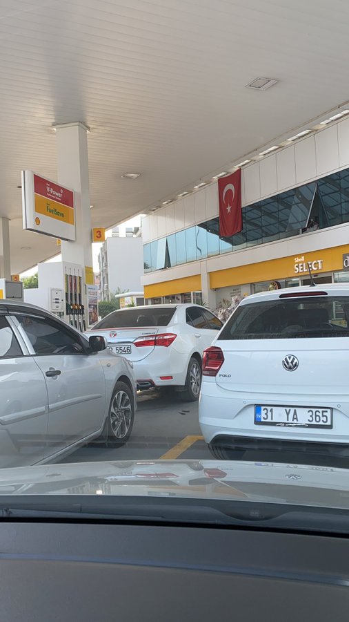Foto - Zam kuyruğu: Haberi duyan akın etti!