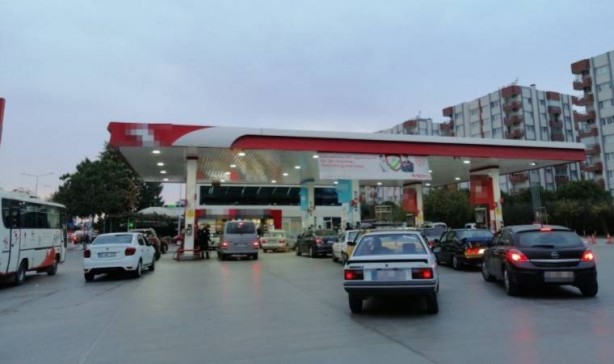 Foto - Zam kuyruğu: Haberi duyan akın etti!