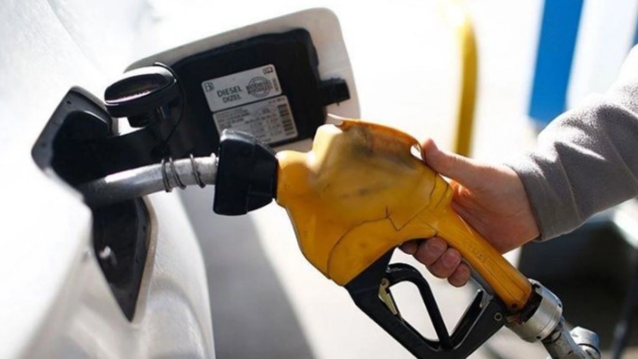 Foto - Zam yada indirim gelecek mi? Akaryakıt fiyatlarında son durum