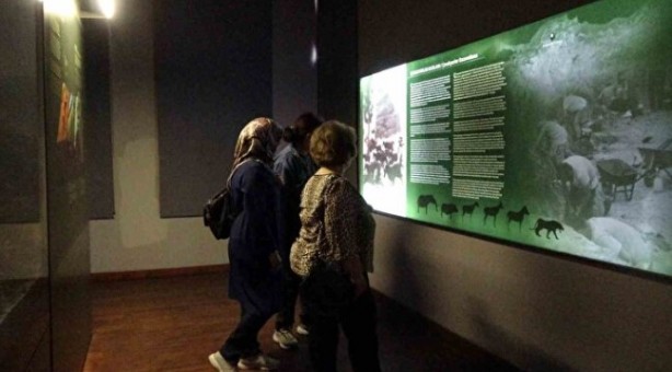 Foto - Zaman yolculuğu! Bu müze ziyaretçilerini 8,5 milyon yıl geri götürüyor