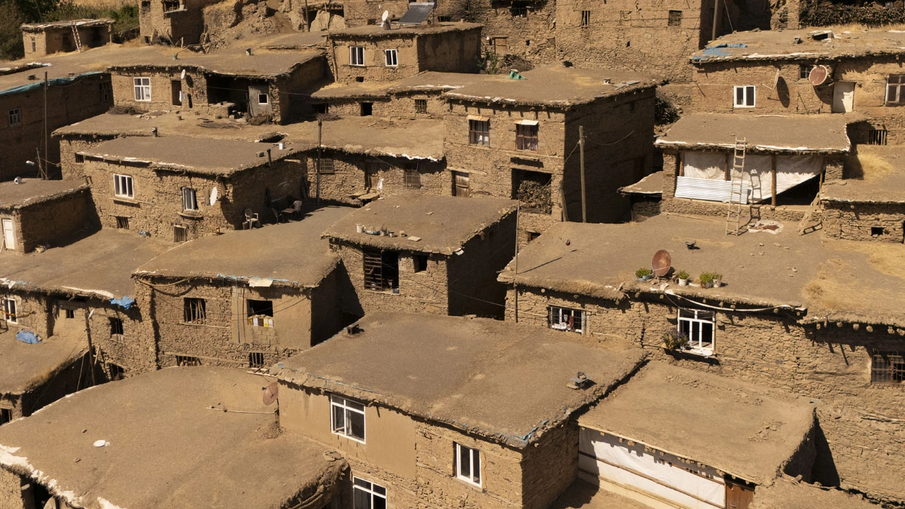 Foto - Zamana meydan okuyan mirası! Hizan’ın 300 yıllık evleri göz kamaştırıyor