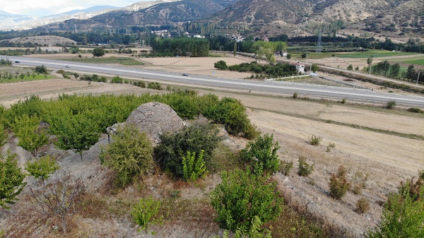 Foto - Zamana meydan okuyor! 3.yüzyıldan kalan bu yapının ne olduğu halen bilinmiyor