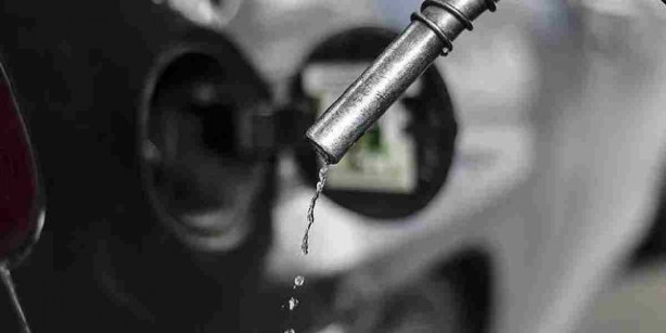 Foto - Zamların ardından büyük müjde verildi! O tarihte akaryakıt istasyonlarında kuyruk olacak! Öyle böyle düşmeyecek