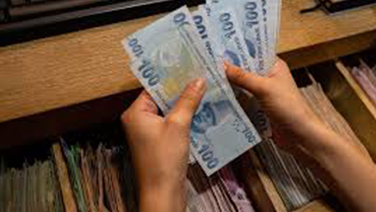 Foto - Zammı açıklayıp milyonlarca emekliye kötü haberi verdi