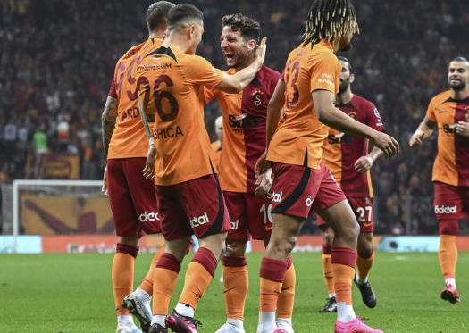 Foto - Zaniolo tarihe geçti! Attığı gol artık tarihin altın sayfalarında...