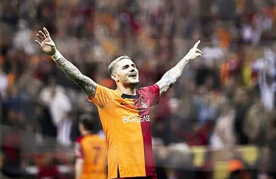 Foto - Zapata! Falcao'dan sonra Galatasaray'a milyonluk futbolcu keşfedildi!