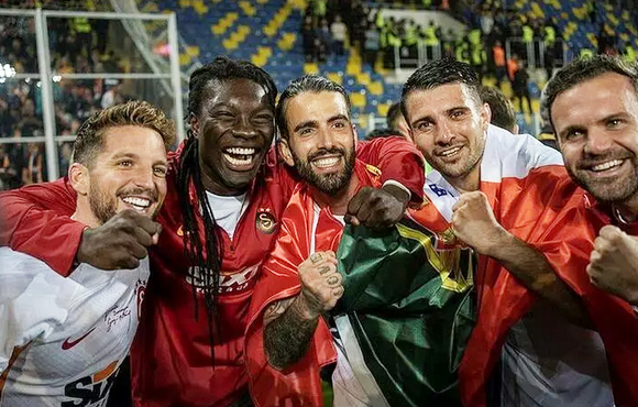 Foto - Zapata! Falcao'dan sonra Galatasaray'a milyonluk futbolcu keşfedildi!